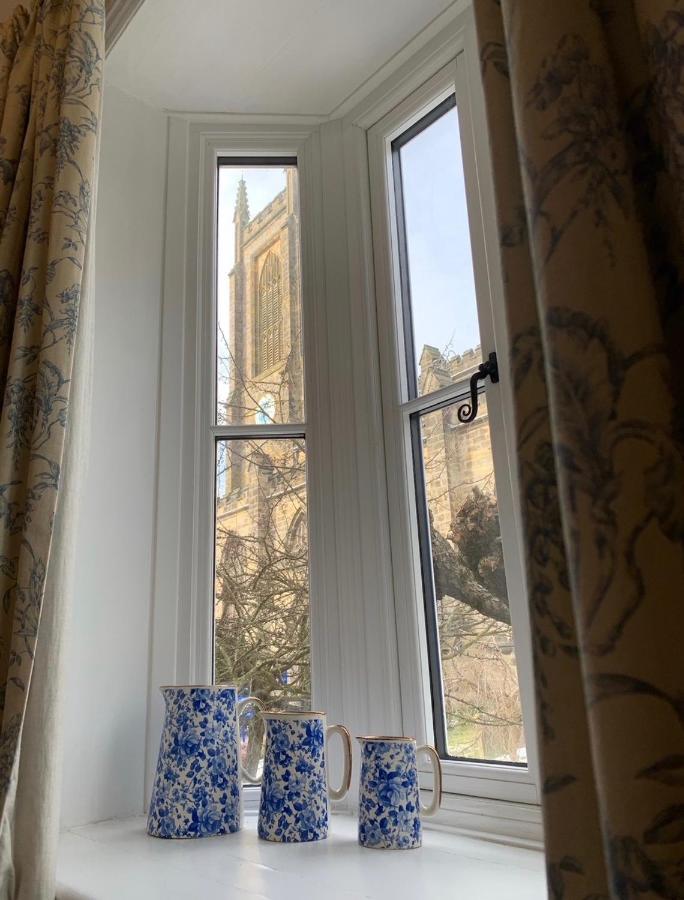 Bed and Breakfast Gothic House East Grinstead Esterno foto