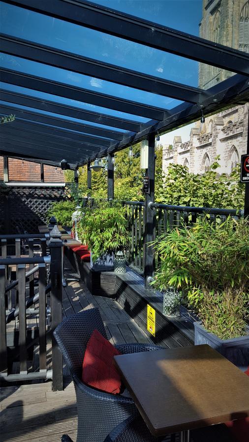 Bed and Breakfast Gothic House East Grinstead Esterno foto